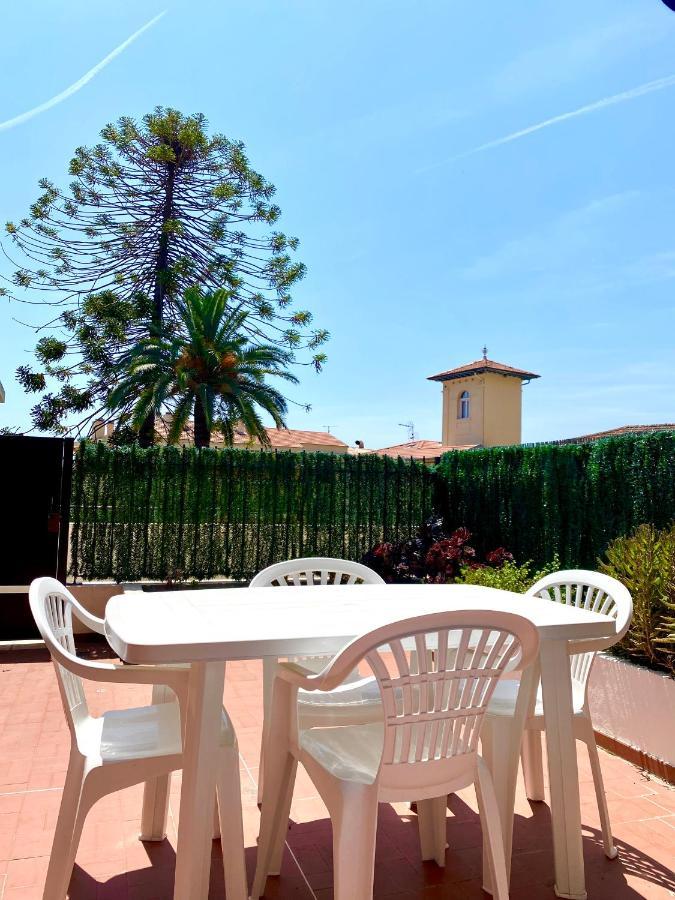 Studio Menton Proche Mer Climatise Wifi Екстериор снимка